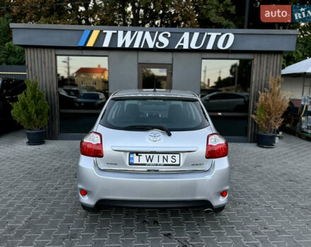 Серый Тойота Аурис, объемом двигателя 1.6 л и пробегом 164 тыс. км за 9500 $, фото 20 на Automoto.ua