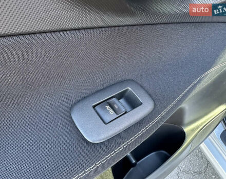 Сірий Тойота Ауріс, об'ємом двигуна 1.6 л та пробігом 190 тис. км за 9999 $, фото 31 на Automoto.ua