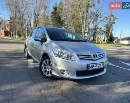 Сірий Тойота Ауріс, об'ємом двигуна 1.6 л та пробігом 190 тис. км за 9999 $, фото 11 на Automoto.ua