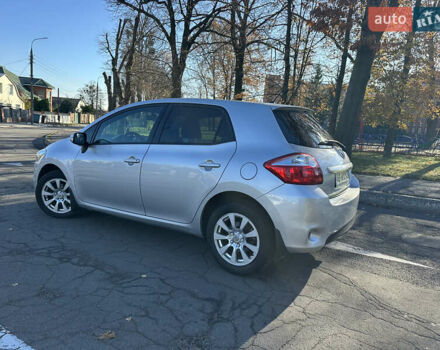 Сірий Тойота Ауріс, об'ємом двигуна 1.6 л та пробігом 190 тис. км за 9999 $, фото 19 на Automoto.ua