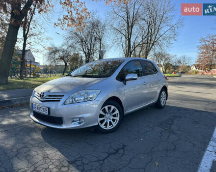 Сірий Тойота Ауріс, об'ємом двигуна 1.6 л та пробігом 190 тис. км за 9999 $, фото 6 на Automoto.ua