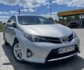 Сірий Тойота Ауріс, об'ємом двигуна 1.6 л та пробігом 148 тис. км за 12000 $, фото 1 на Automoto.ua
