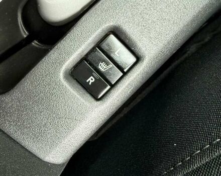 Сірий Тойота Ауріс, об'ємом двигуна 1.6 л та пробігом 89 тис. км за 9999 $, фото 40 на Automoto.ua