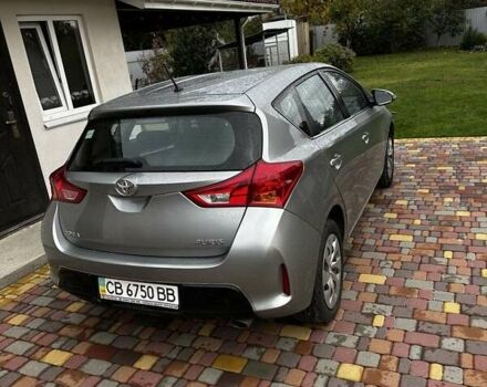 Серый Тойота Аурис, объемом двигателя 1.6 л и пробегом 243 тыс. км за 10600 $, фото 6 на Automoto.ua