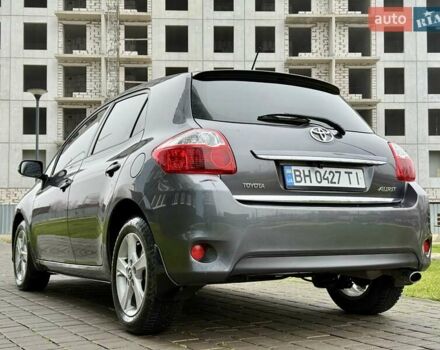 Сірий Тойота Ауріс, об'ємом двигуна 1.6 л та пробігом 89 тис. км за 9999 $, фото 9 на Automoto.ua