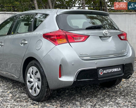 Серый Тойота Аурис, объемом двигателя 2 л и пробегом 171 тыс. км за 8990 $, фото 6 на Automoto.ua