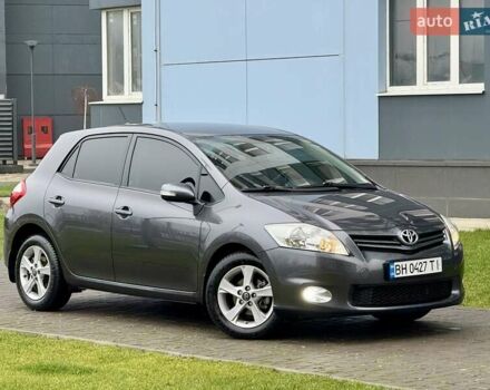 Сірий Тойота Ауріс, об'ємом двигуна 1.6 л та пробігом 89 тис. км за 9999 $, фото 25 на Automoto.ua