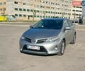 Сірий Тойота Ауріс, об'ємом двигуна 1.6 л та пробігом 185 тис. км за 11900 $, фото 1 на Automoto.ua