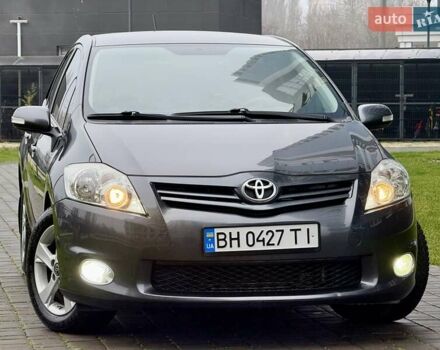 Сірий Тойота Ауріс, об'ємом двигуна 1.6 л та пробігом 89 тис. км за 9999 $, фото 19 на Automoto.ua