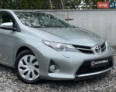 Серый Тойота Аурис, объемом двигателя 2 л и пробегом 171 тыс. км за 8990 $, фото 1 на Automoto.ua