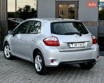 Серый Тойота Аурис, объемом двигателя 1.6 л и пробегом 164 тыс. км за 9500 $, фото 5 на Automoto.ua