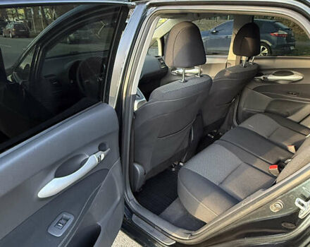 Серый Тойота Аурис, объемом двигателя 1.6 л и пробегом 97 тыс. км за 11200 $, фото 21 на Automoto.ua