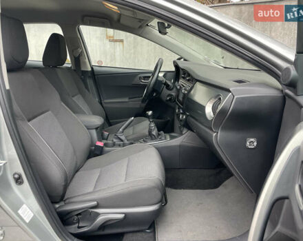 Серый Тойота Аурис, объемом двигателя 2 л и пробегом 171 тыс. км за 8990 $, фото 14 на Automoto.ua