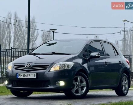 Сірий Тойота Ауріс, об'ємом двигуна 1.6 л та пробігом 89 тис. км за 9999 $, фото 13 на Automoto.ua