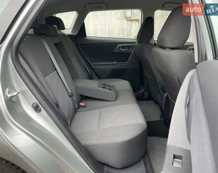 Серый Тойота Аурис, объемом двигателя 2 л и пробегом 171 тыс. км за 8990 $, фото 13 на Automoto.ua