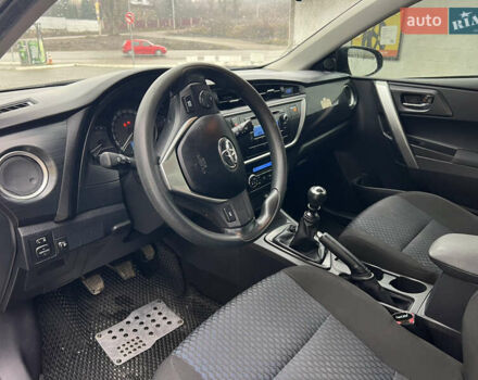 Серый Тойота Аурис, объемом двигателя 1.3 л и пробегом 149 тыс. км за 8900 $, фото 9 на Automoto.ua