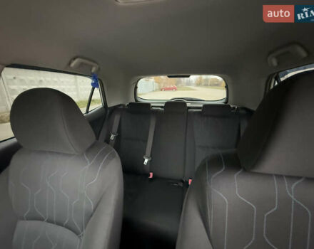 Серый Тойота Аурис, объемом двигателя 1.33 л и пробегом 272 тыс. км за 9000 $, фото 12 на Automoto.ua