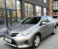 Сірий Тойота Ауріс, об'ємом двигуна 1.3 л та пробігом 108 тис. км за 9400 $, фото 1 на Automoto.ua