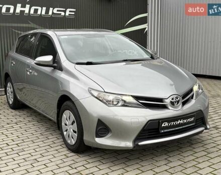 Сірий Тойота Ауріс, об'ємом двигуна 1.3 л та пробігом 63 тис. км за 9800 $, фото 4 на Automoto.ua