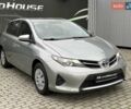 Сірий Тойота Ауріс, об'ємом двигуна 1.3 л та пробігом 63 тис. км за 9800 $, фото 4 на Automoto.ua