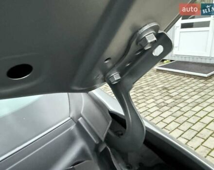 Сірий Тойота Ауріс, об'ємом двигуна 1.3 л та пробігом 63 тис. км за 9800 $, фото 49 на Automoto.ua