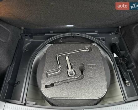 Сірий Тойота Ауріс, об'ємом двигуна 1.3 л та пробігом 63 тис. км за 9800 $, фото 39 на Automoto.ua