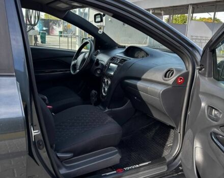 Серый Тойота Аурис, объемом двигателя 1.5 л и пробегом 250 тыс. км за 6200 $, фото 10 на Automoto.ua