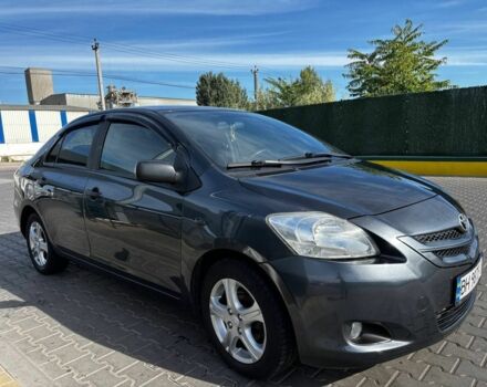 Серый Тойота Аурис, объемом двигателя 1.5 л и пробегом 250 тыс. км за 6200 $, фото 2 на Automoto.ua