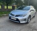 Серый Тойота Аурис, объемом двигателя 1.4 л и пробегом 225 тыс. км за 10200 $, фото 1 на Automoto.ua