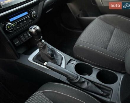 Серый Тойота Аурис, объемом двигателя 2 л и пробегом 185 тыс. км за 11999 $, фото 40 на Automoto.ua