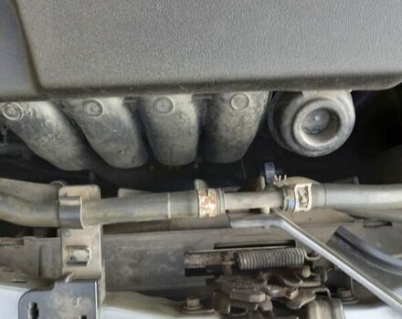 Серый Тойота Аурис, объемом двигателя 1.6 л и пробегом 212 тыс. км за 11800 $, фото 22 на Automoto.ua