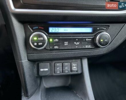 Серый Тойота Аурис, объемом двигателя 2 л и пробегом 185 тыс. км за 11999 $, фото 38 на Automoto.ua