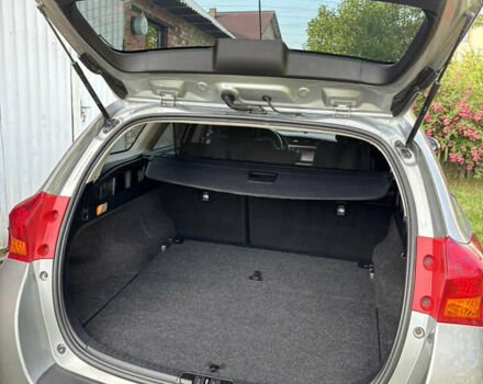 Сірий Тойота Ауріс, об'ємом двигуна 2 л та пробігом 225 тис. км за 11000 $, фото 15 на Automoto.ua