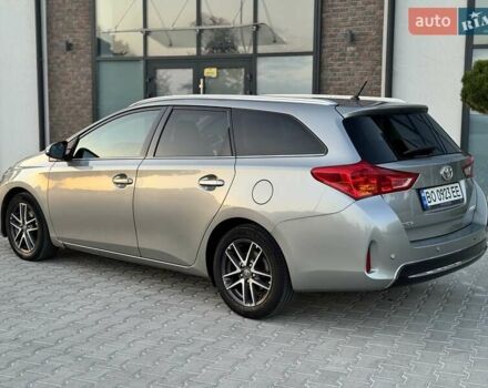Серый Тойота Аурис, объемом двигателя 2 л и пробегом 185 тыс. км за 11999 $, фото 12 на Automoto.ua