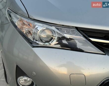 Серый Тойота Аурис, объемом двигателя 2 л и пробегом 185 тыс. км за 11999 $, фото 26 на Automoto.ua