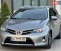 Серый Тойота Аурис, объемом двигателя 2 л и пробегом 185 тыс. км за 11999 $, фото 6 на Automoto.ua