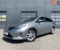Сірий Тойота Ауріс, об'ємом двигуна 1.8 л та пробігом 204 тис. км за 11500 $, фото 2 на Automoto.ua