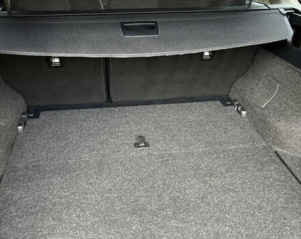 Сірий Тойота Ауріс, об'ємом двигуна 2 л та пробігом 225 тис. км за 11000 $, фото 14 на Automoto.ua