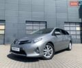 Сірий Тойота Ауріс, об'ємом двигуна 1.8 л та пробігом 204 тис. км за 11500 $, фото 1 на Automoto.ua