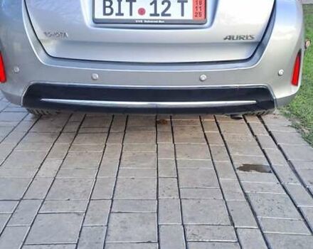 Сірий Тойота Ауріс, об'ємом двигуна 2 л та пробігом 255 тис. км за 12500 $, фото 1 на Automoto.ua