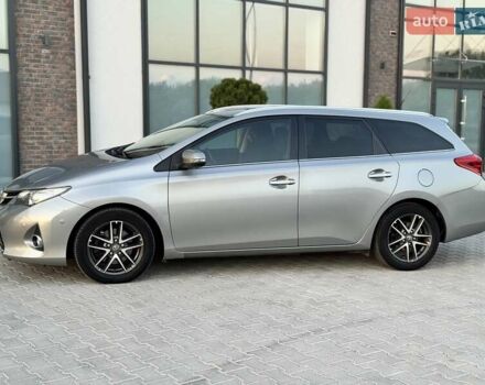 Серый Тойота Аурис, объемом двигателя 2 л и пробегом 185 тыс. км за 11999 $, фото 10 на Automoto.ua