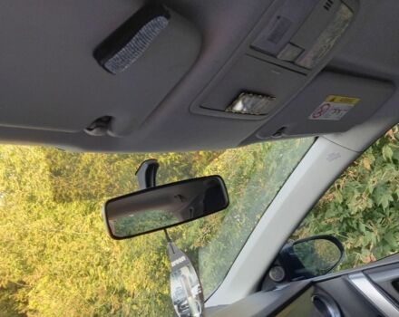 Серый Тойота Аурис, объемом двигателя 1.6 л и пробегом 212 тыс. км за 11000 $, фото 15 на Automoto.ua