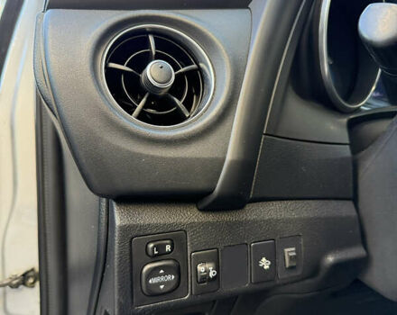 Сірий Тойота Ауріс, об'ємом двигуна 1.8 л та пробігом 257 тис. км за 12800 $, фото 15 на Automoto.ua