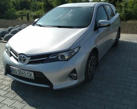 Серый Тойота Аурис, объемом двигателя 1.36 л и пробегом 252 тыс. км за 9200 $, фото 1 на Automoto.ua