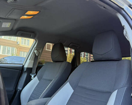 Сірий Тойота Ауріс, об'ємом двигуна 1.8 л та пробігом 257 тис. км за 12800 $, фото 18 на Automoto.ua