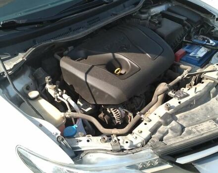 Серый Тойота Аурис, объемом двигателя 1.36 л и пробегом 252 тыс. км за 9200 $, фото 10 на Automoto.ua