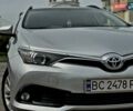 Серый Тойота Аурис, объемом двигателя 1.36 л и пробегом 177 тыс. км за 9900 $, фото 1 на Automoto.ua