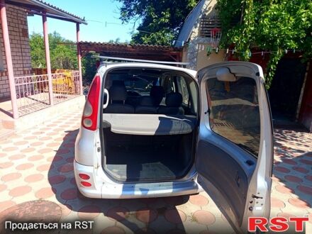 Тойота Аурис 2000 в Ананьеве на Automoto.ua Серый Тойота Аурис, объемом двигателя 1.3 л и пробегом 205 тыс. км за 3900 $, фото 1 на Automoto.ua
