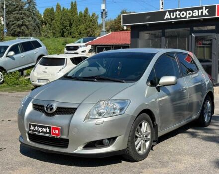 Сірий Тойота Ауріс, об'ємом двигуна 1.4 л та пробігом 221 тис. км за 6930 $, фото 1 на Automoto.ua