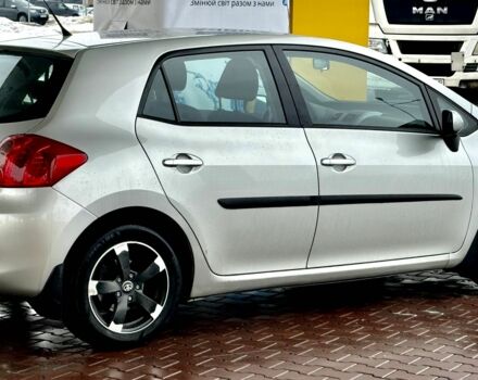 Серый Тойота Аурис, объемом двигателя 1.6 л и пробегом 167 тыс. км за 7200 $, фото 1 на Automoto.ua